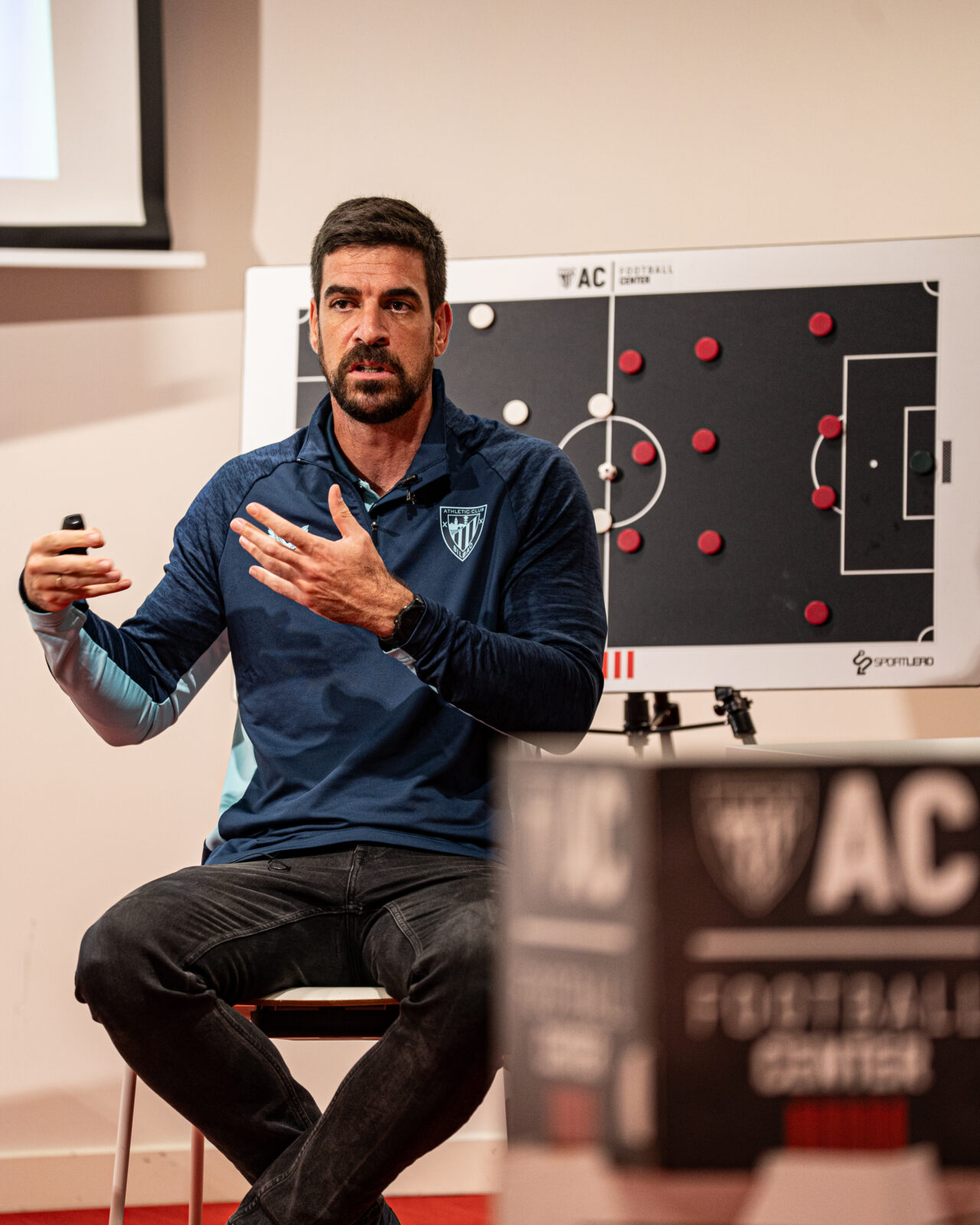 Aitor Ugarte durante una sesión del programa